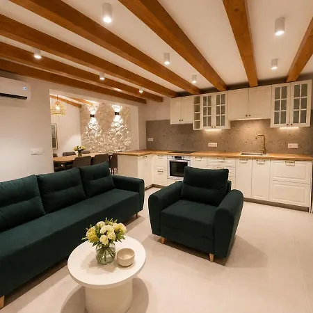 Olive Sea House Будинок відпочинку Мілна