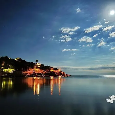 Olive Sea House Будинок відпочинку *